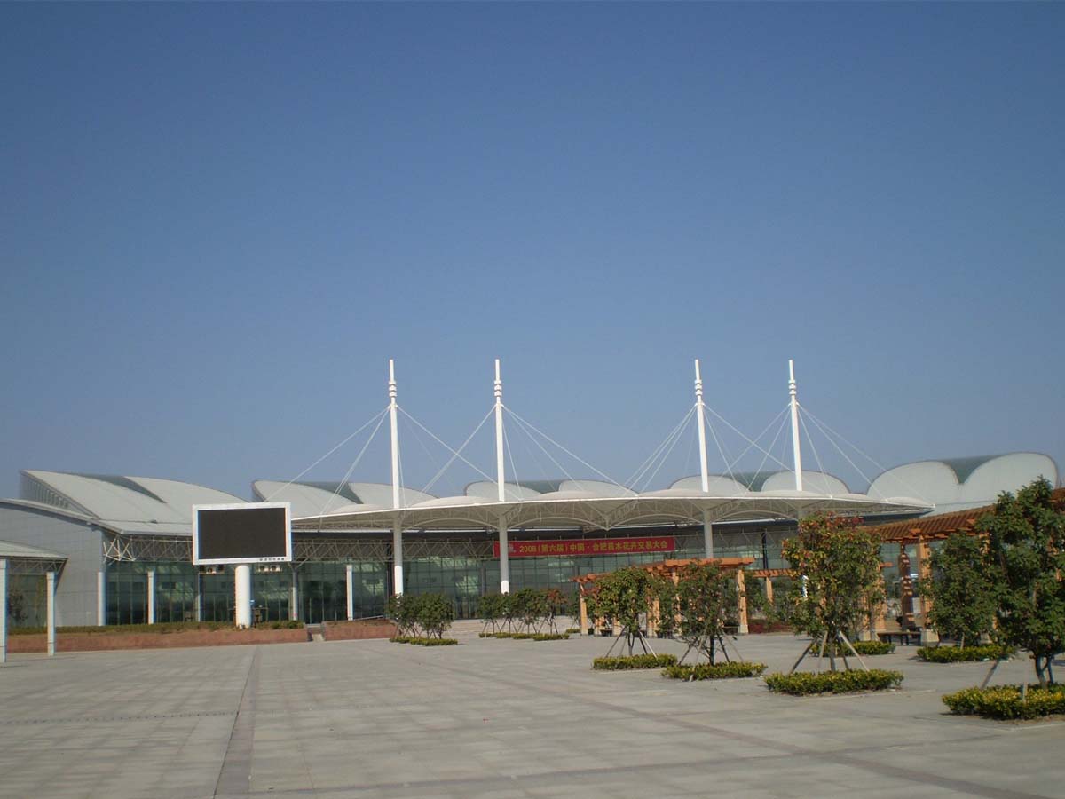 Struktur Tarik untuk Pusat Konvensi dan Pameran, Acara dan Pameran