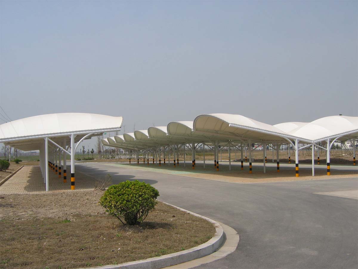 Gudang Parkir Tipe Gelombang - Struktur Naungan Parkir Desain Gelombang Mobil
