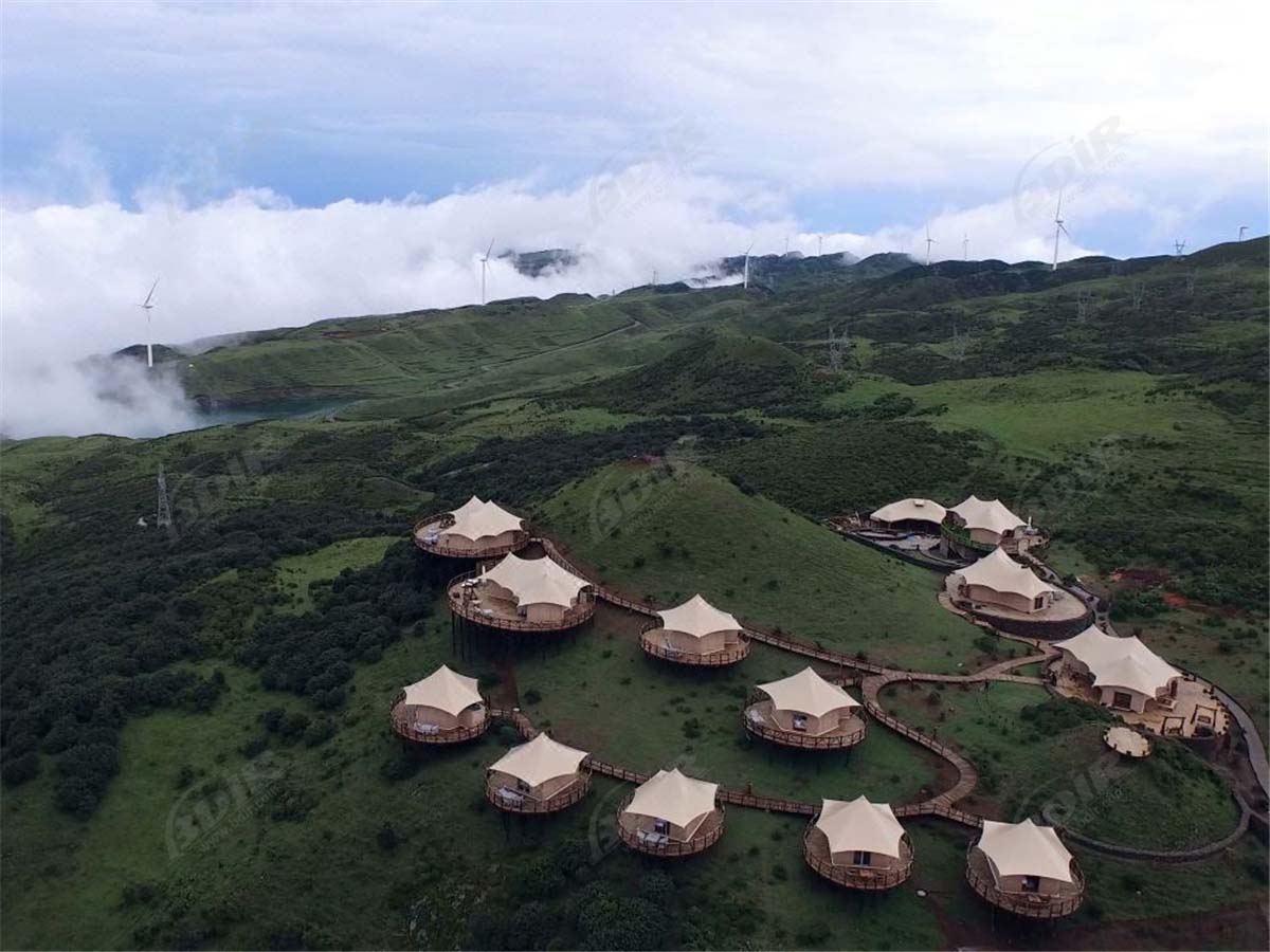Rumah Tenda Ramah Lingkungan untuk Akomodasi Resor Berkelanjutan Prairie - Guizhou, China