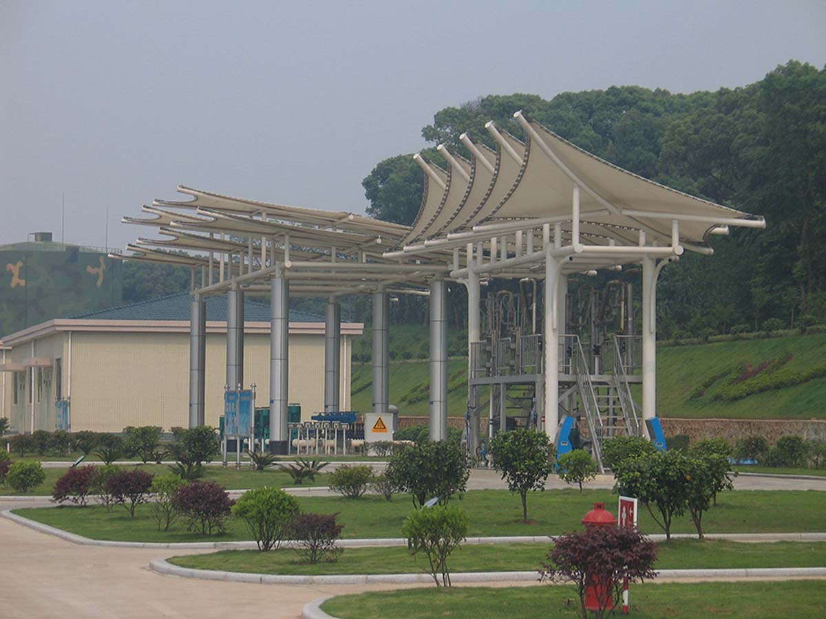Eğitim Merkezi ve Fitness Alanı Için PVDF Kumaş Çekme Yapısı - Chengdu, Çin