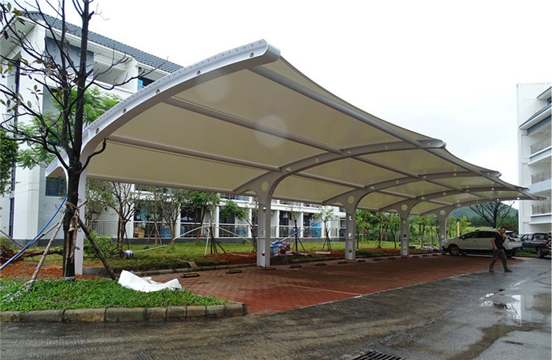 Using The Tension Membrane Structure Carport In Winter