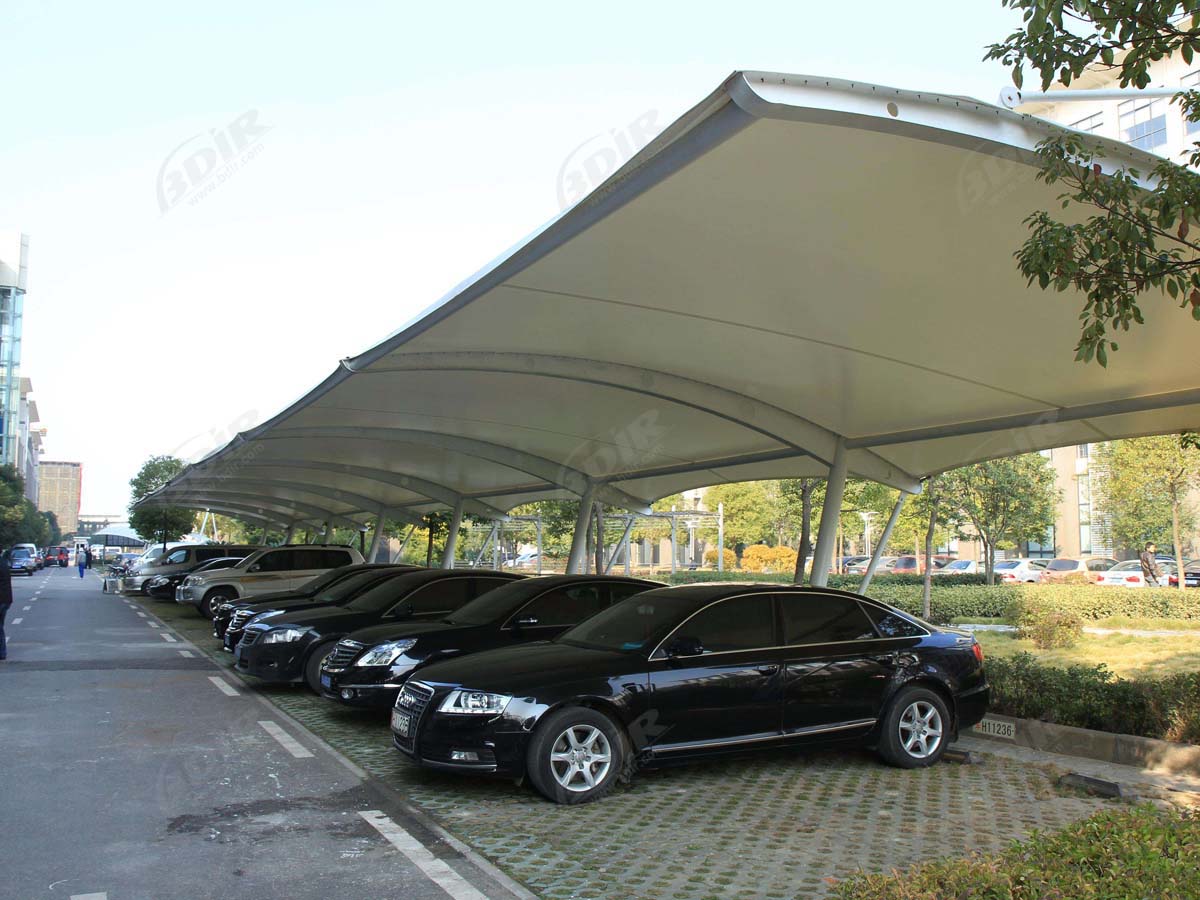 Proveedores de Estructuras de Cobertizos de Estacionamiento Voladizo para Automóviles - Diseño de Bahía Única