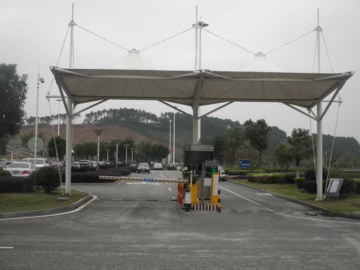 China Car Park Gates Tensile Structures - Car Park Approach and Entrance Canopy Shade supplier Car Park Gates Tensile Structures - Car Park Approach and Entrance Canopy Shade
