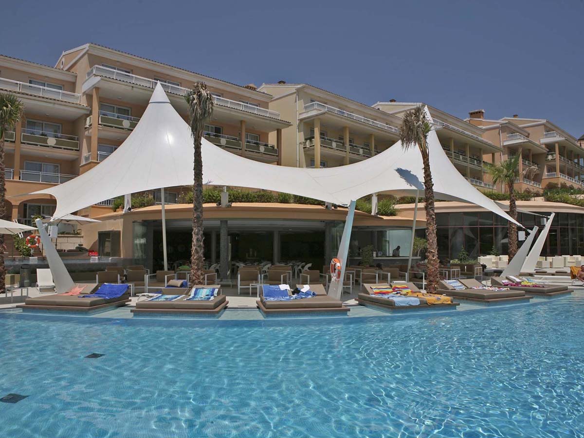 China Tensile Fabric Structure for Swimming Pool - Pool Bar Shade Canopy leverancier Tensile Fabric Structure for Swimming Pool - Pool Bar Shade Canopy