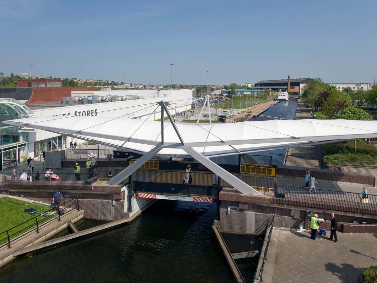 China Bridge Tensile Membrane Structures - Tensile Fabric Structures for Bridge supplier Bridge Tensile Membrane Structures - Tensile Fabric Structures for Bridge