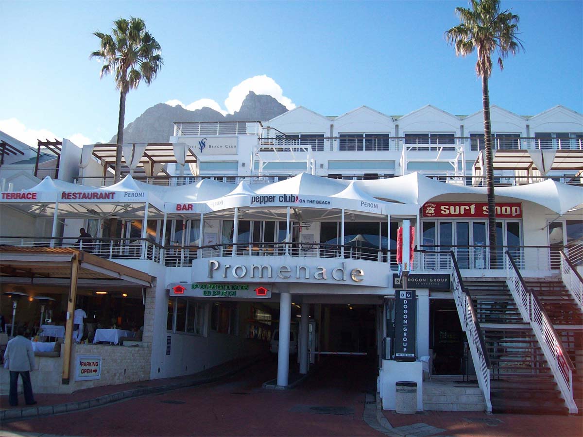 Chine Tensile Structures for Pub, Bar, Casino - Fabric Canopies, Awnings, Shelters fournisseur Tensile Structures for Pub, Bar, Casino - Fabric Canopies, Awnings, Shelters