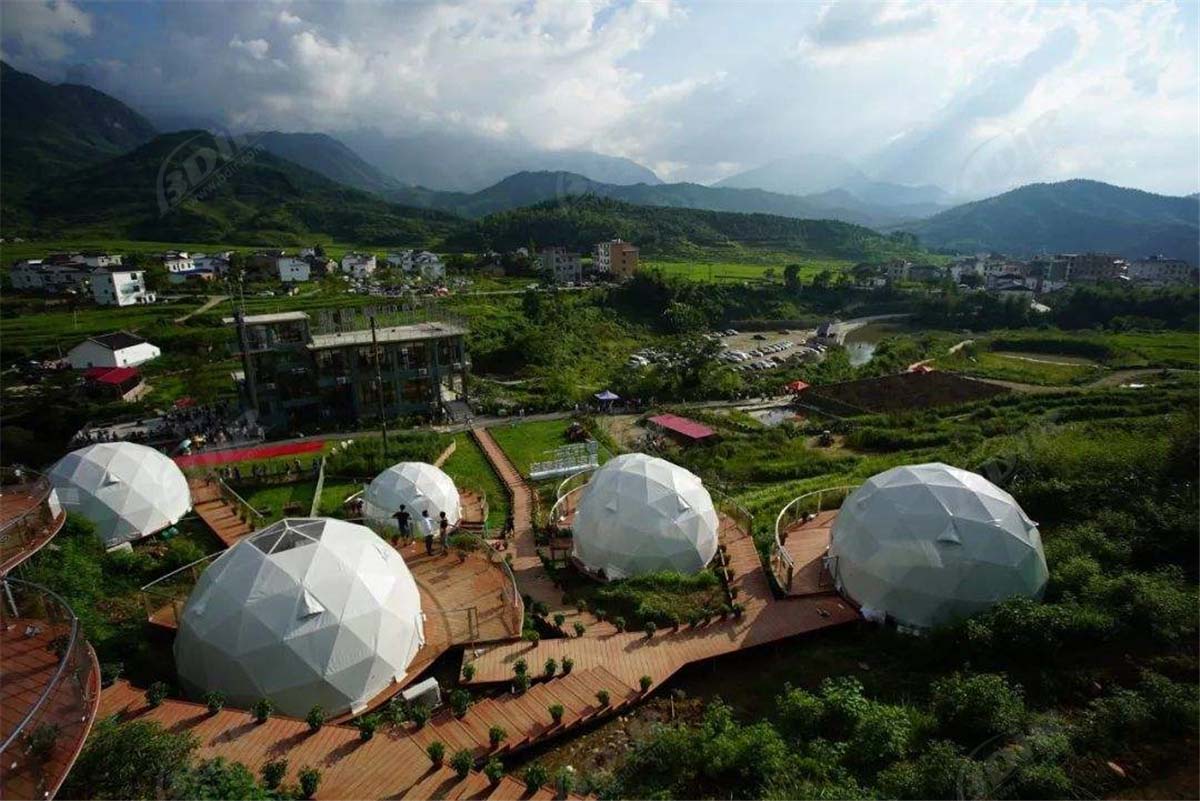 12 Geodätische Kuppelzelthäuser Sind & Gebaut - Wugong Mountain Resort