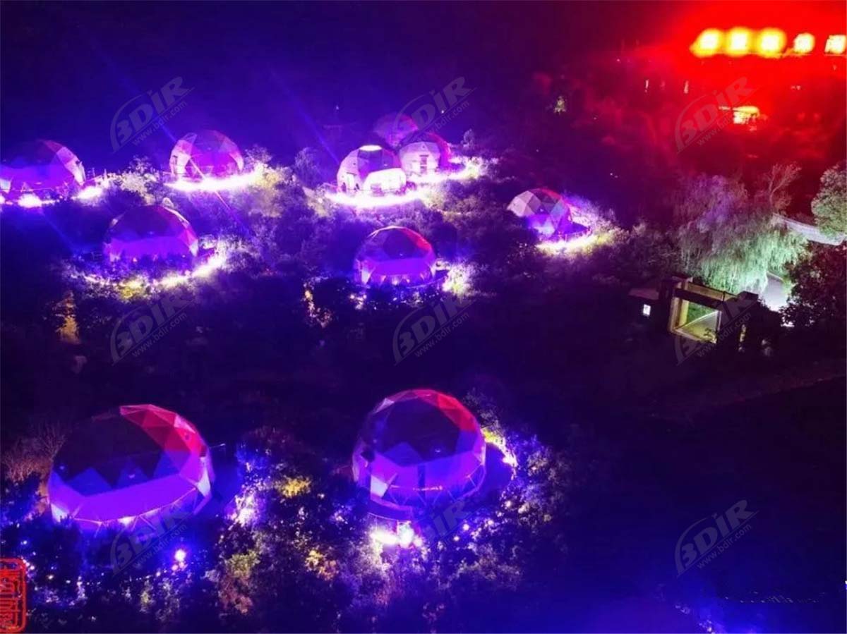 12 Tende Eco Dome in Tessuto Bianco in PVC, Resort con Cupola Geodetica a Foresta Profonda