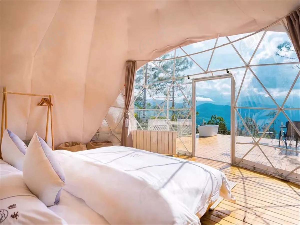 5 Casas de Carpa con Cúpula Geodésica de Tela Blanca de PVC en Yulong Mountain Resort