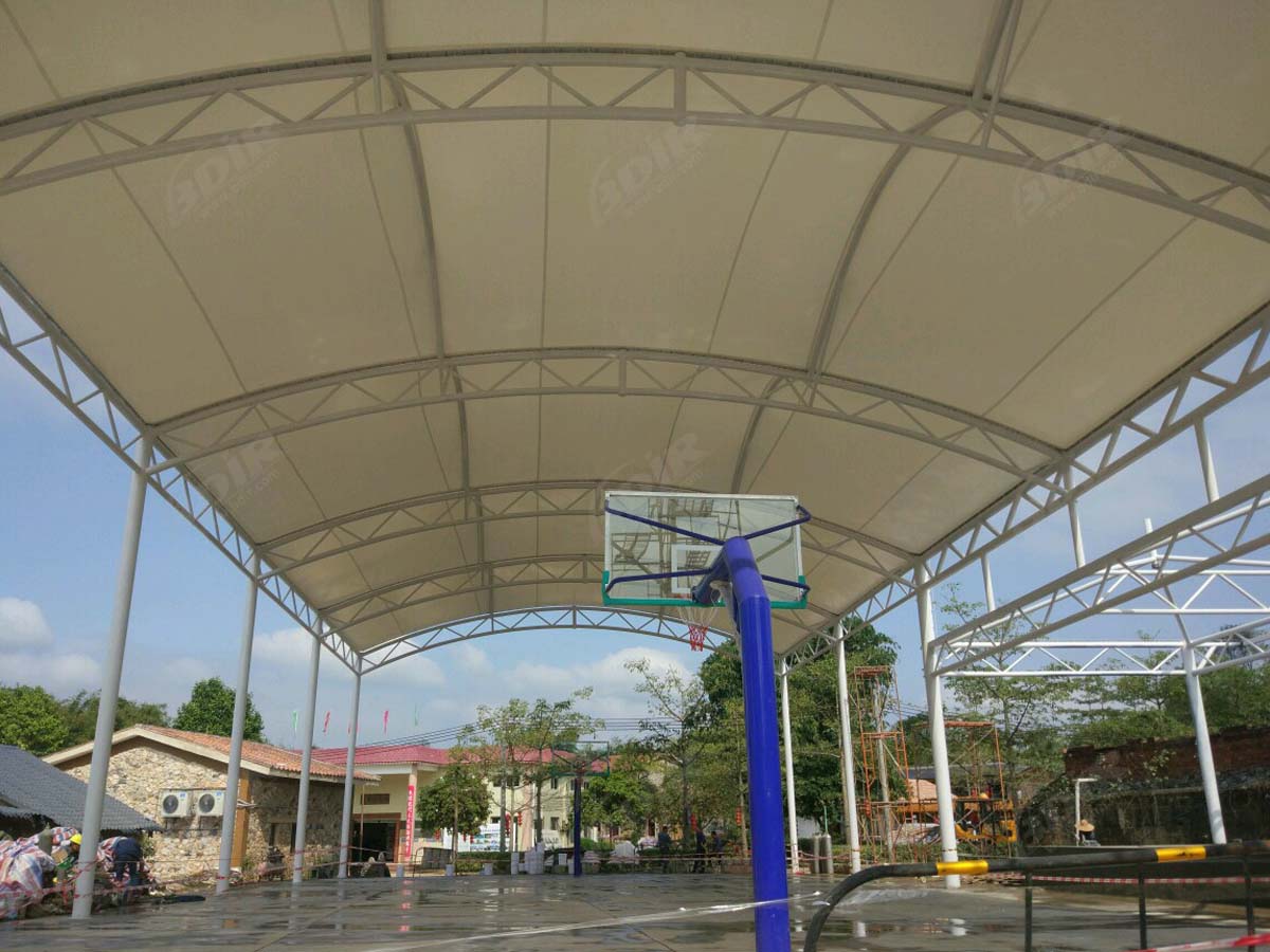 Растяжимая структура теней для баскетбольной площадки, сцены и кафе - Yingde, Китай