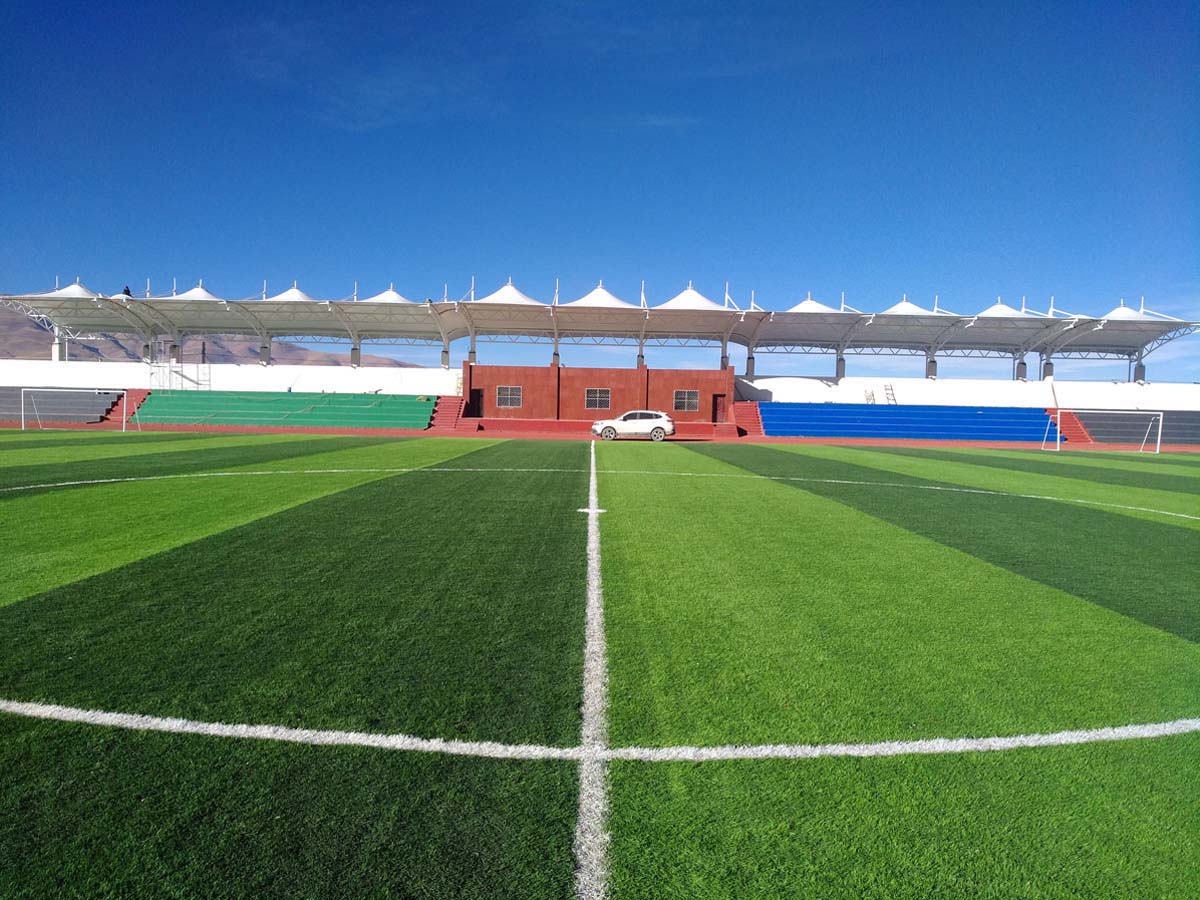 PVDF-Gewebe-Dehnbare Struktur für Naqu-Sekundarschule-Spielplatz-Haupttribüne - Tibet, China