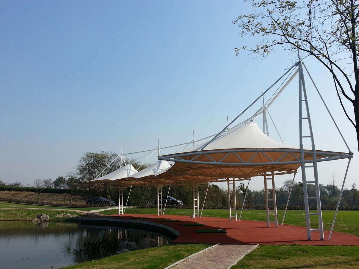 Structure de Traction en Tissu PVDF pour Jardins Extérieurs & Parcs - Suzhou, Chine
