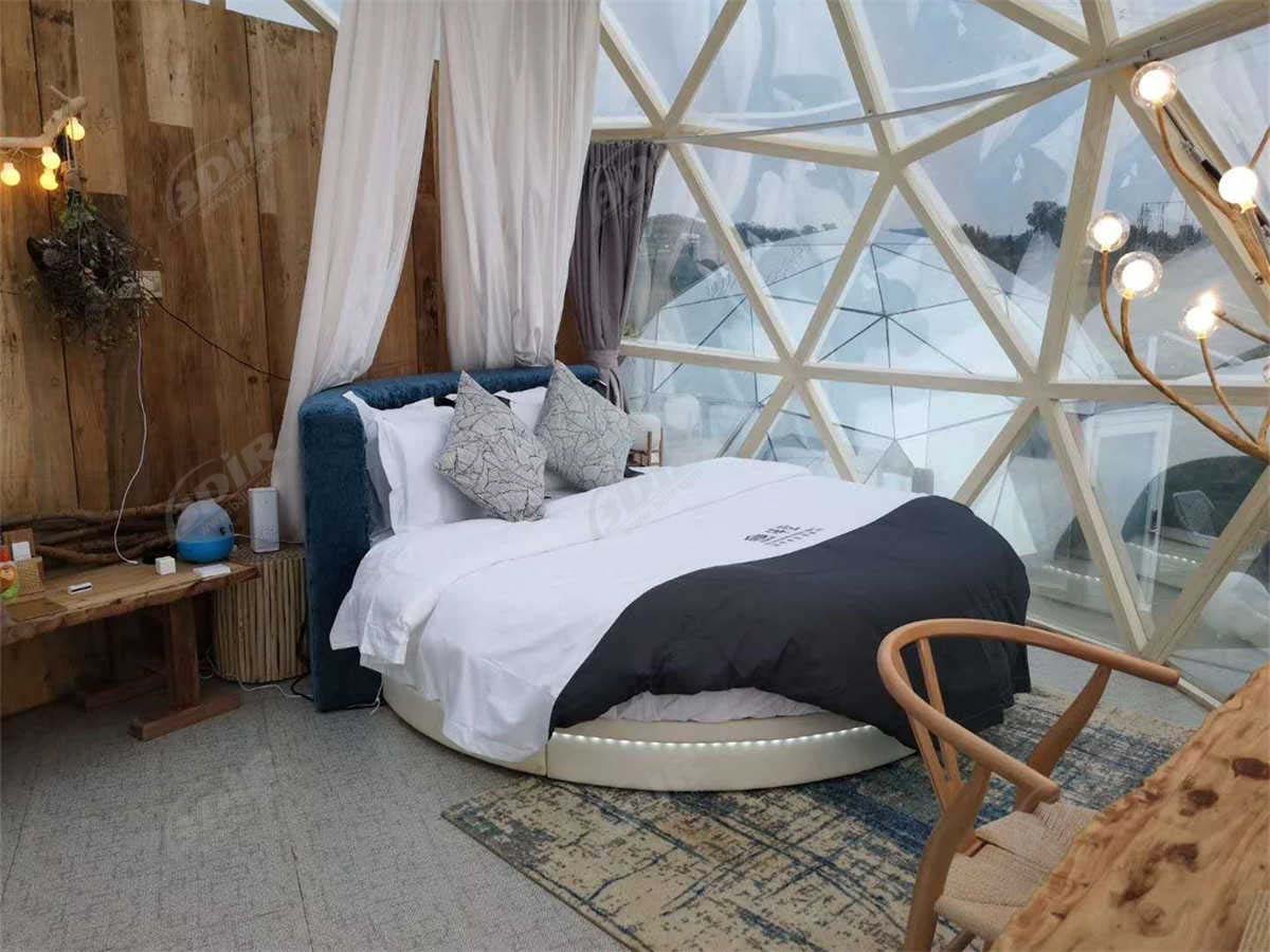 Glamping Geodesic Glass Dome Tent Resort with Star Viewing - Sichuan，China