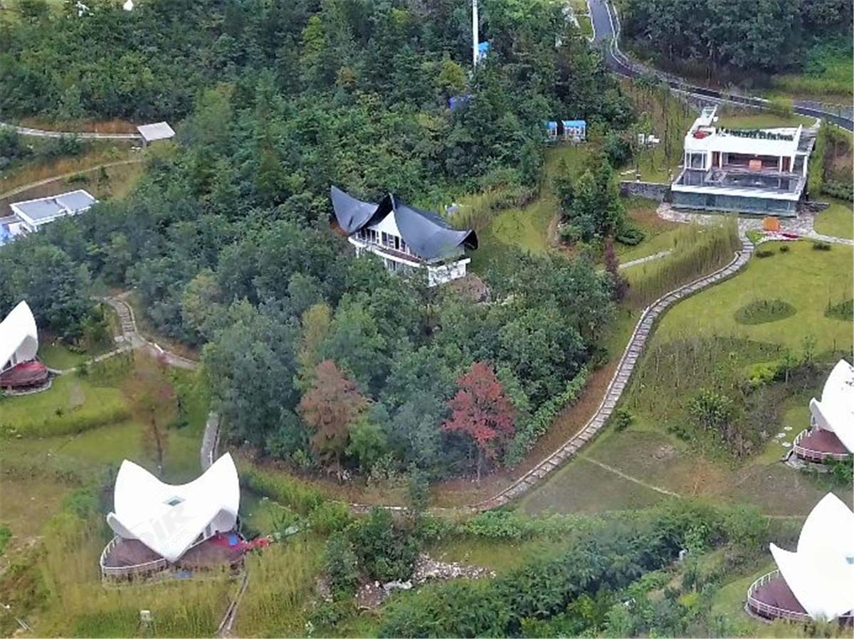 Resort de Tendas High-End para Acomodações de Acampamento Ao Ar Livre - Guizhou, China