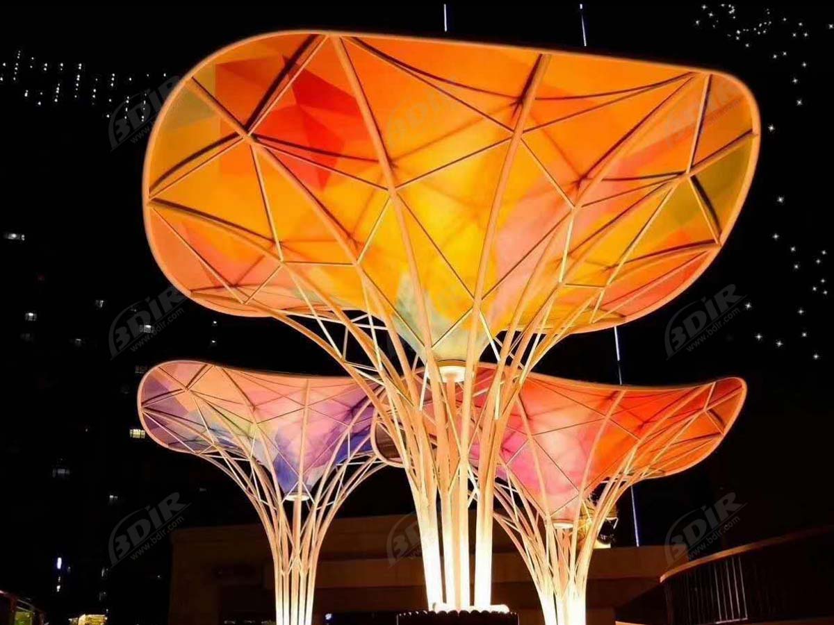 Tensostruttura Colorata del Tessuto dell'Ombrello Invertito in Via Commerciale - Nanchino, Cina