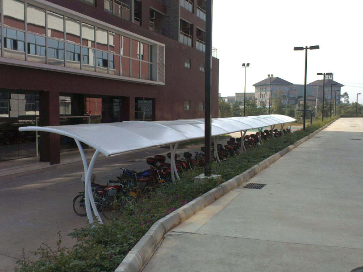 Galpão de Estacionamento de Estrutura de Membrana Em Um Parque Industrial - Guangzhou, China