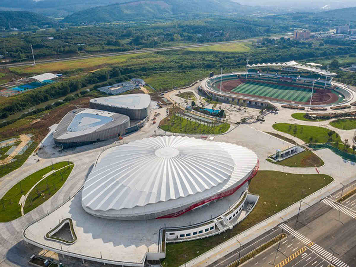 Мембранная конструкция Цзиншаньского международного теннисного турнирного центра