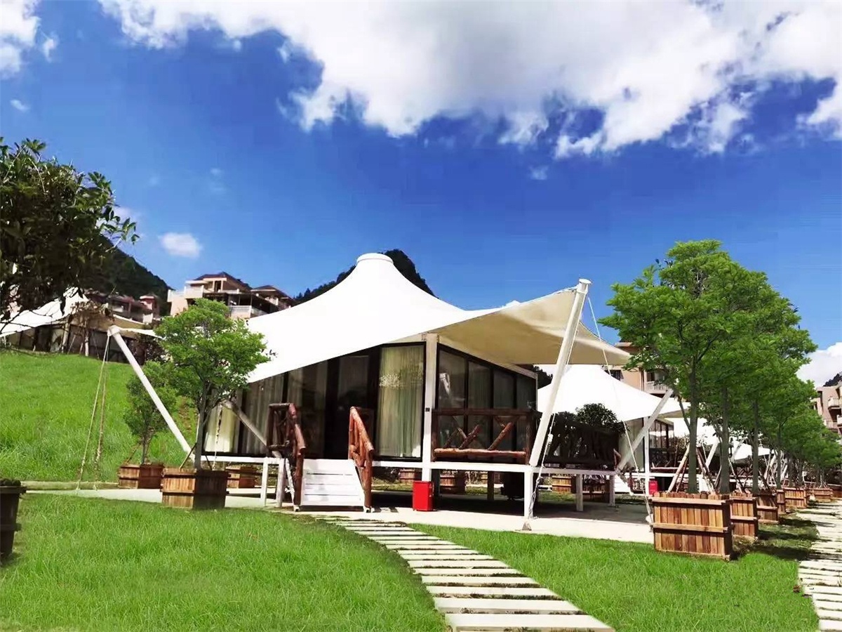 Casa da Barraca do Telhado da Tela do PVDF Para a Acomodação Luxuosa do Resort de Acampamento - Chongqing, China