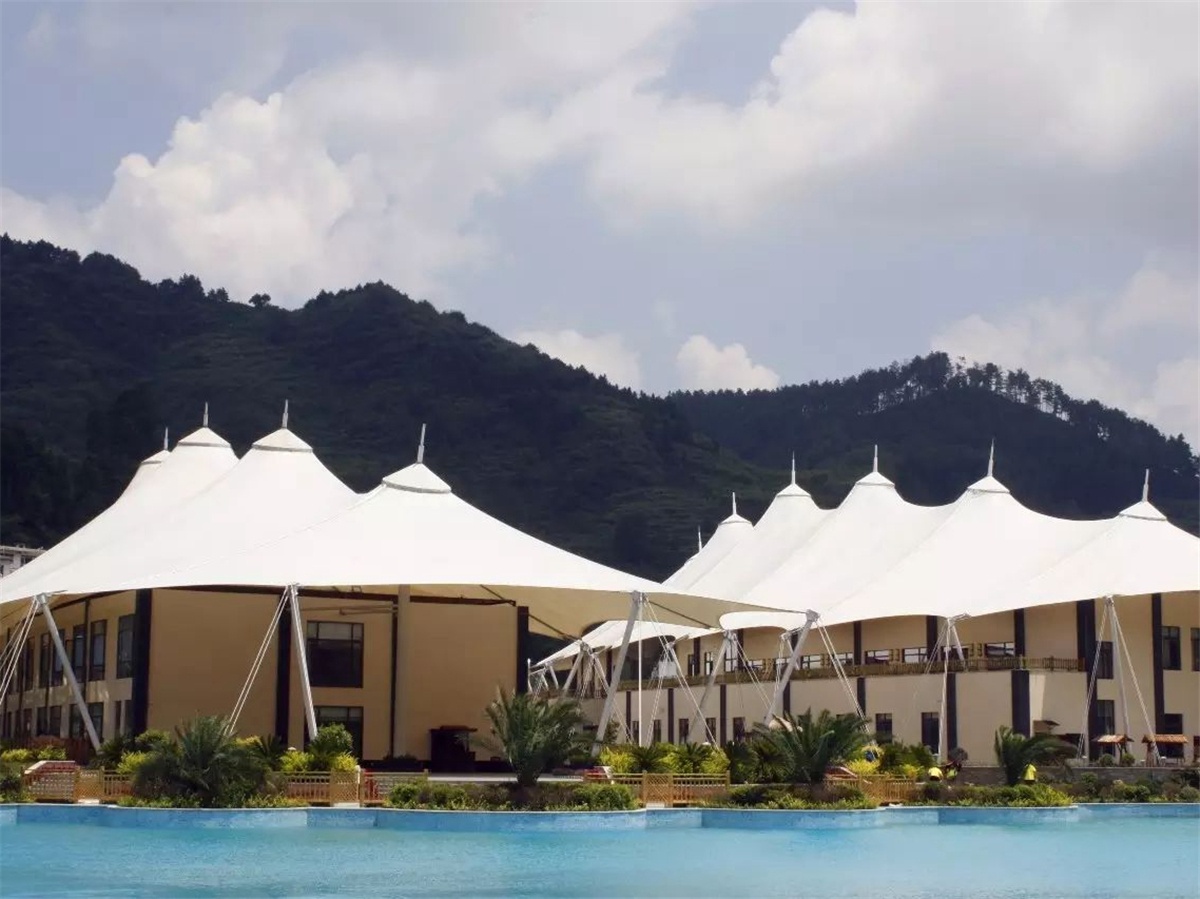 Treksterkte PVDF Membraandakconstructies Tent Hotel Resort - Guizhou, China