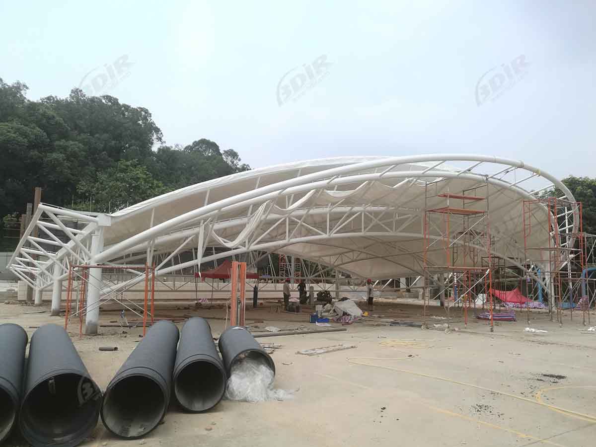 La Construcción de la Estructura de Tensión del Concierto en el Parque Hualong, Guangzhou, China