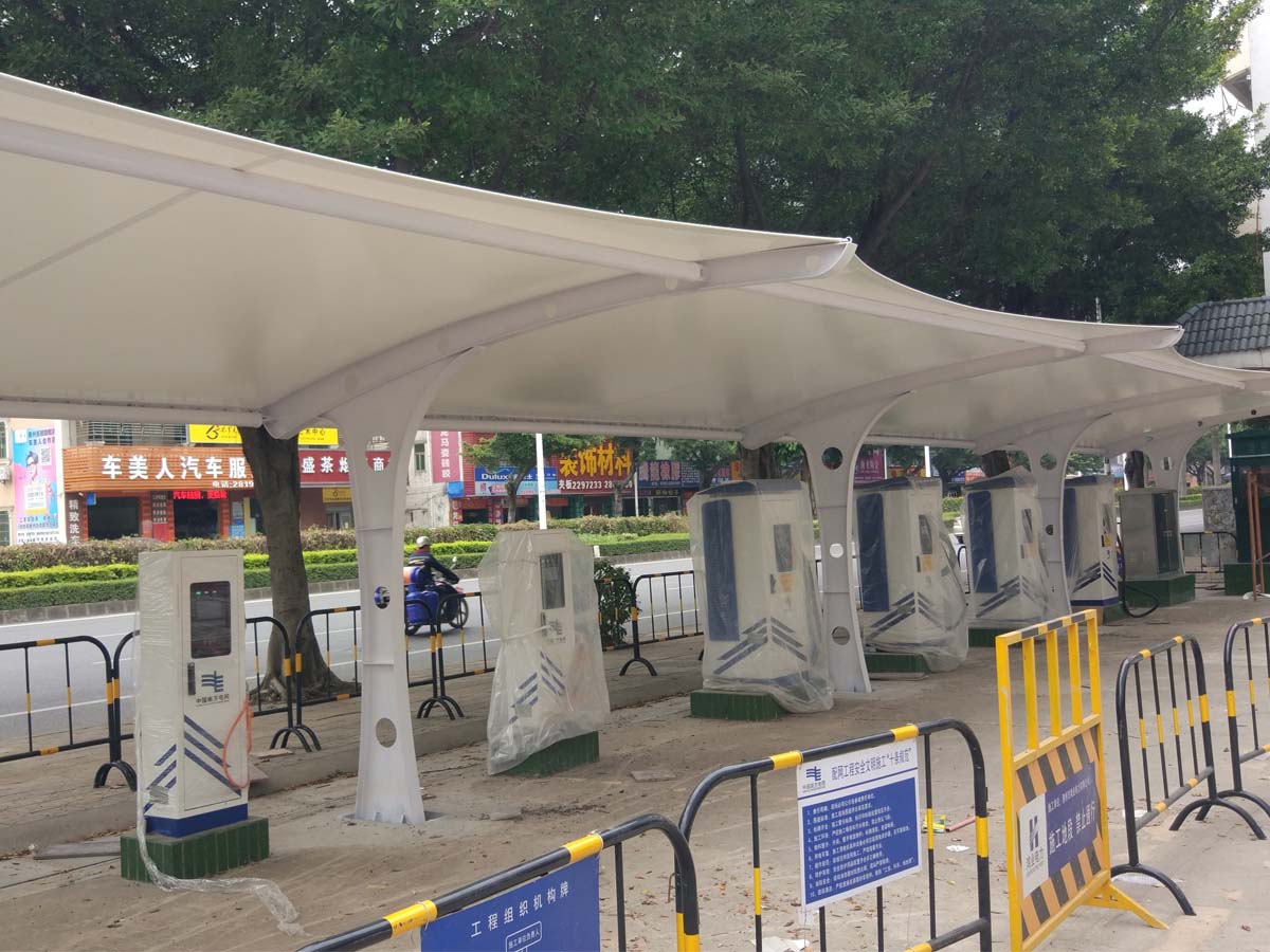 Parkeerplaats Treksterkte Structuur voor Aoyuan Nieuwe Energie Voertuigen Laadstation - Huizhou, China