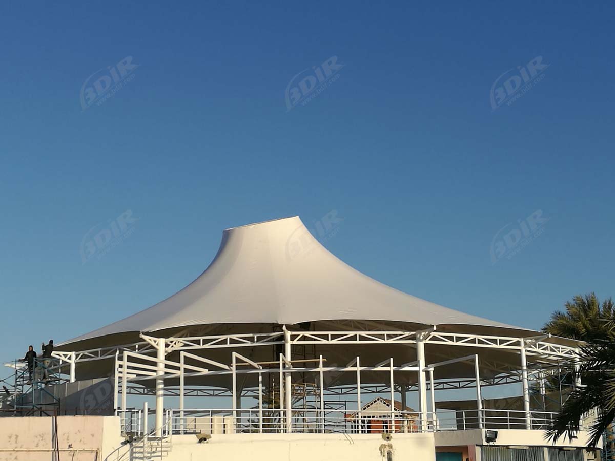 Eingang u. Stadium der Zuggewebe-Struktur des Vergnügungsparks - Tunis, Tunesien