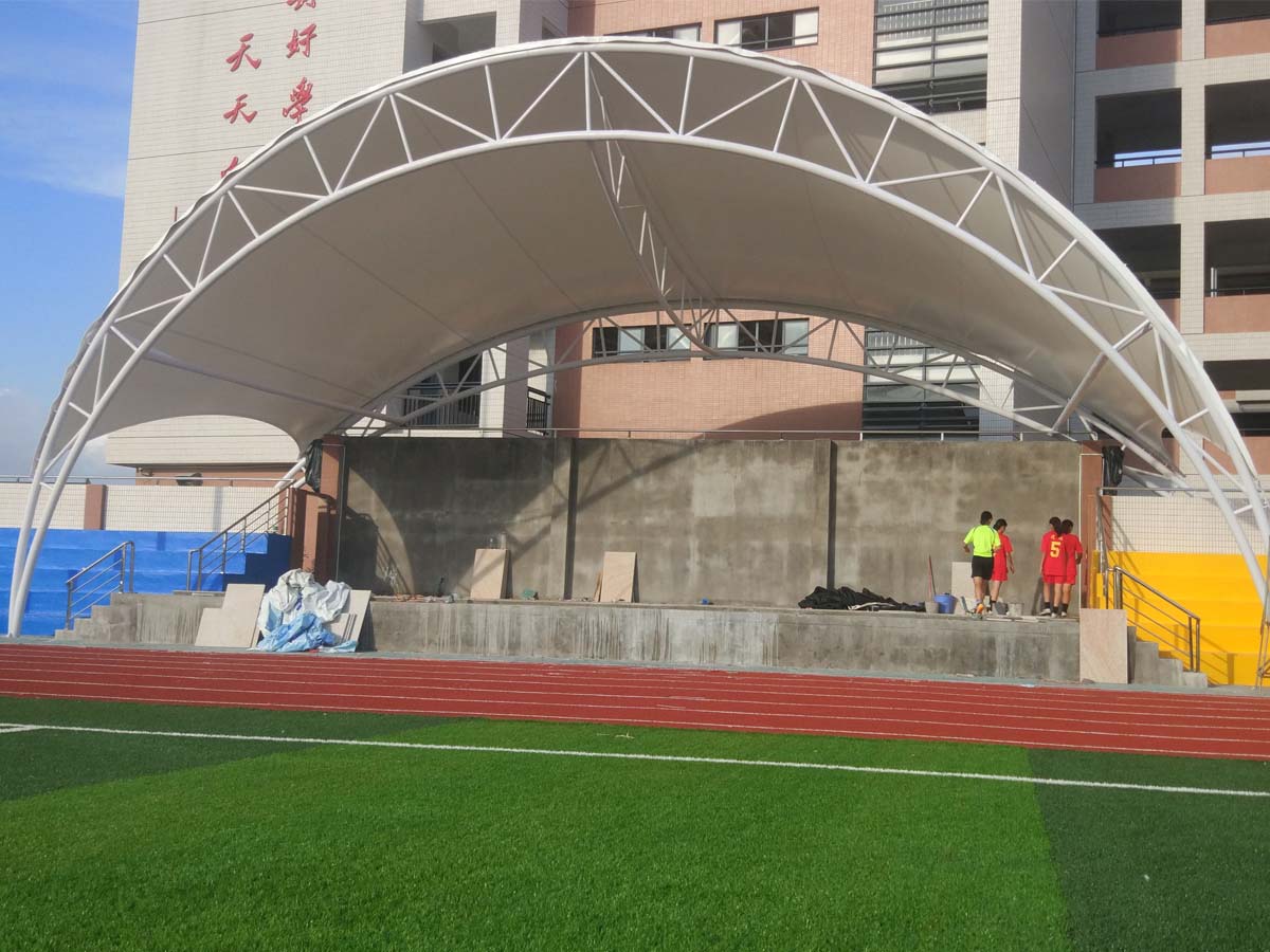 Растяжимая конструкция навеса средней школы Пэнгоу - Шаньтоу, Китай