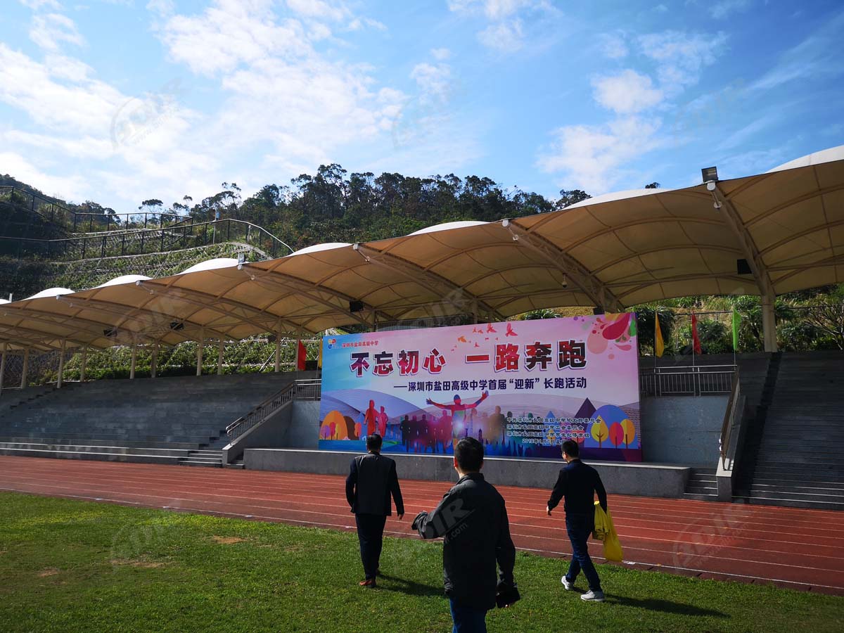 โครงสร้าง อัฒจันทร์ แรงดึงสำหรับโรงเรียนมัธยมเซินเจิ้นหยานเถียนประเทศจีน